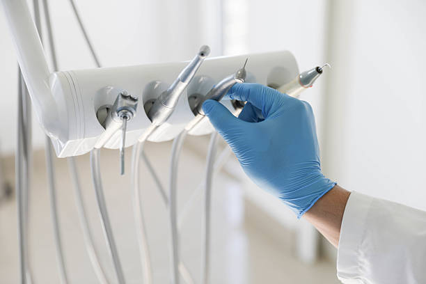 Professional Dental technician working in Shorewood-Tower Hills-Harbert, MI